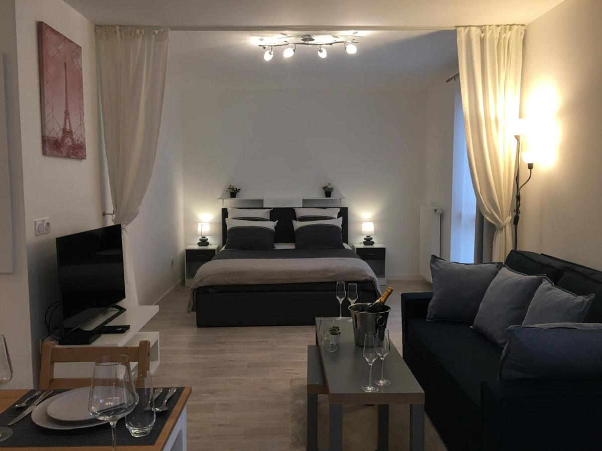 House Cosy One Apartment Gonesse Bagian luar foto