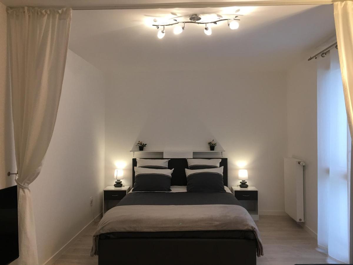 House Cosy One Apartment Gonesse Bagian luar foto